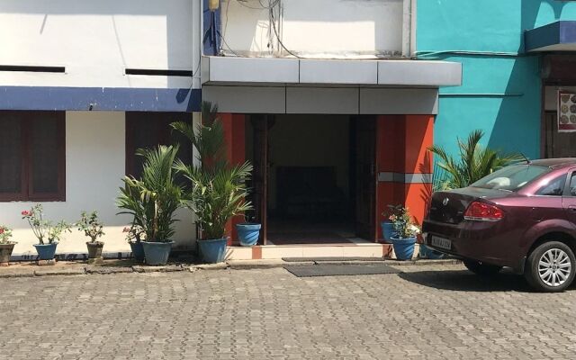 Indraprastham Tourist Home