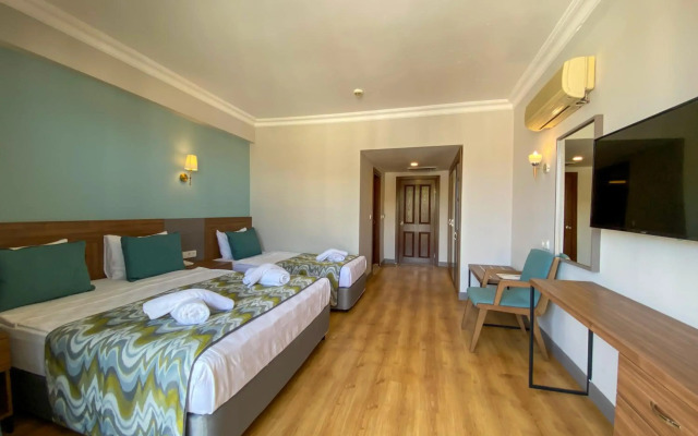 Side Village Hotel 