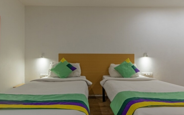 Townhouse 858 Hotel N Y