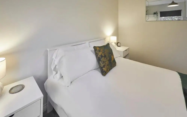 Host Stay Column Mews