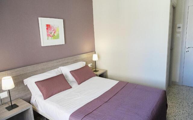 Hostal Fonda Montserrat