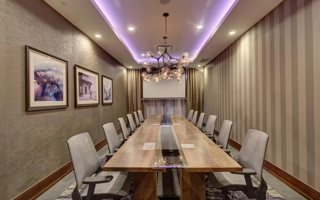Home2 Suites by Hilton Toronto Brampton