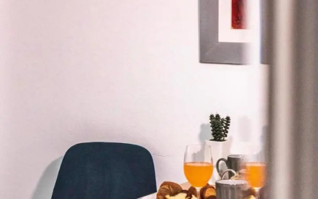 Lux apartment downtown
