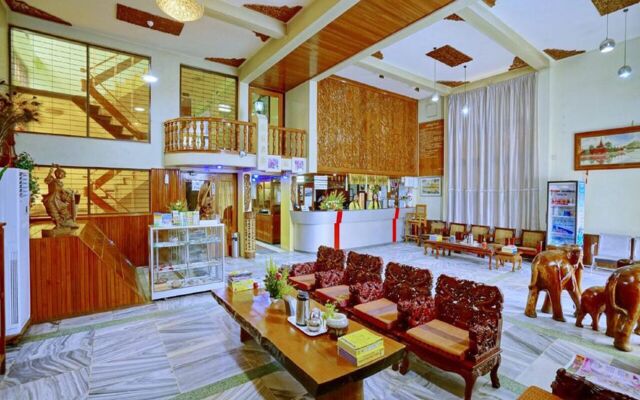 Taim Phyu Hotel Silver Cloud Hotel