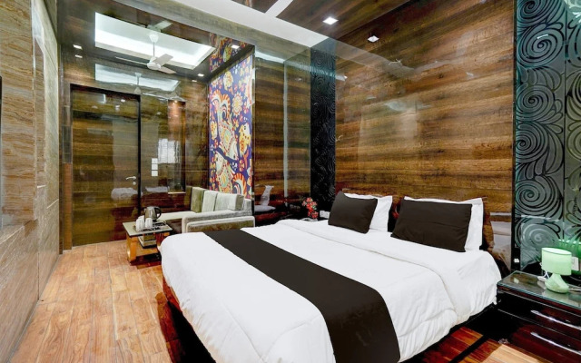 Modern Comfort Stays at Swarop Nagar Kanpur