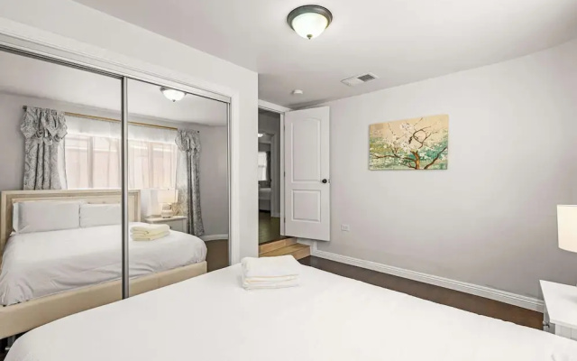 Not Affected by the Fire/spacious Retreat w/ Large Kitchen & Outdoor Patio