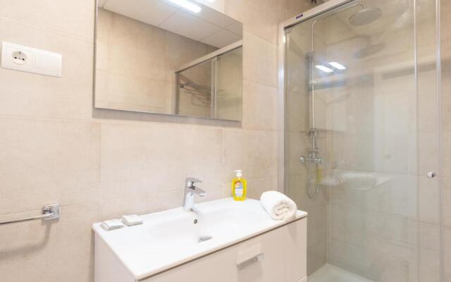 Urbe10 Atarazanas 2 Bedrooms Apartment