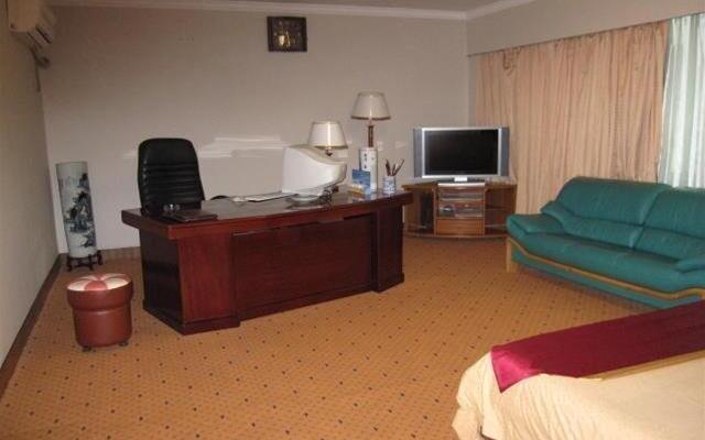 Guilin Soluxe Qixia Hotel