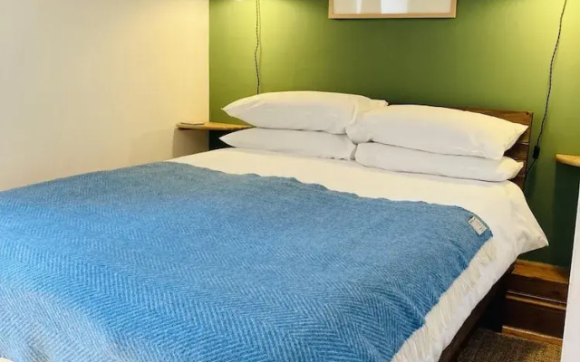 Riverside Bed & Breakfast