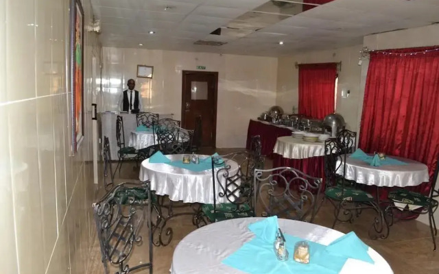 Gracious Hotel