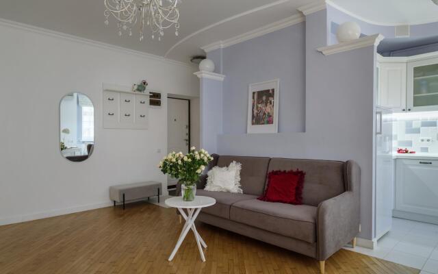 Апартаменты на улице Комиссаржевской 8