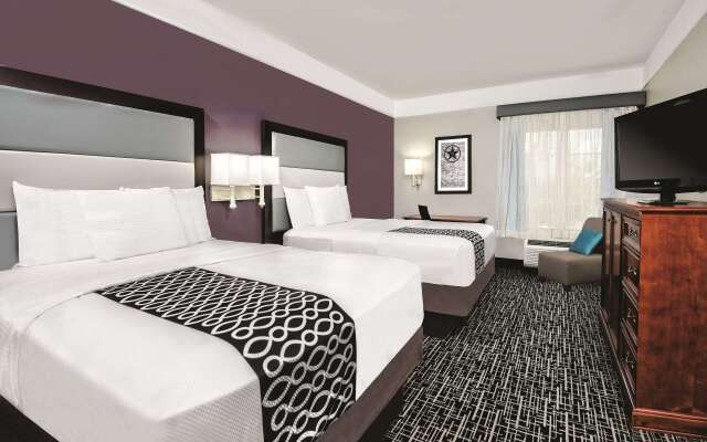 La Quinta Inn & Suites by Wyndham Houston Rosenberg