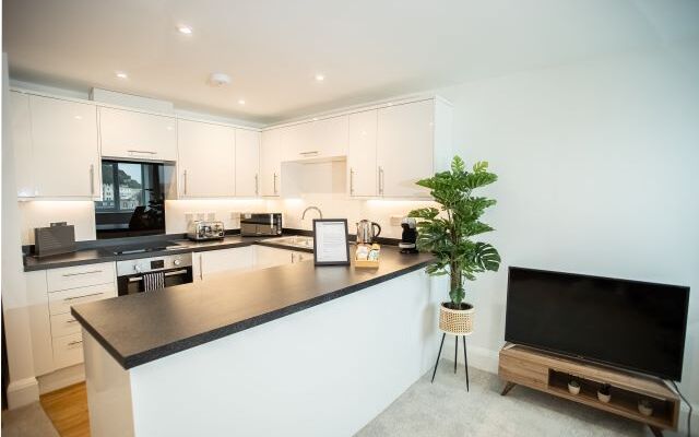 Waterview Boutique Apartments by Opulent Living Serviced Accommodation Torquay