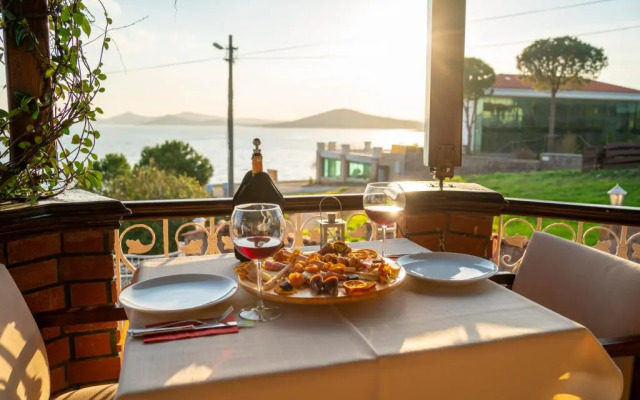Cunda Zeytindal? Otel