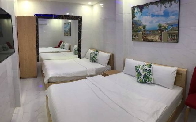 Deluxe Private Room , 2 bed ,4 Guests ,1 Private Bath – Guest Rooms – Ho Chi Minh City