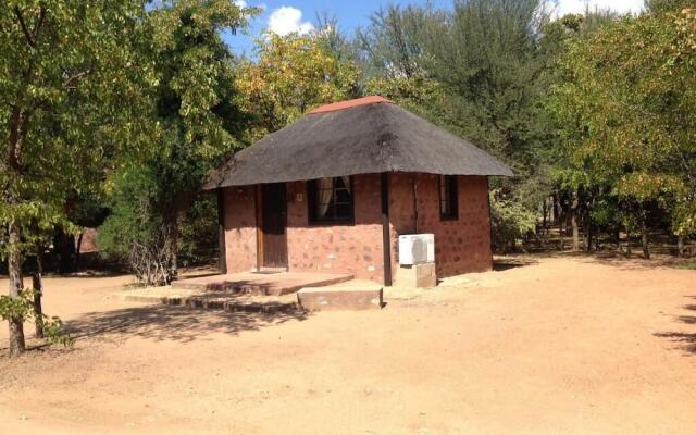 Phokoje Bush Lodge