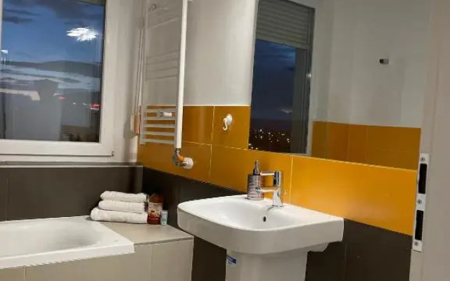 Ared Onestilor Residence Apartament