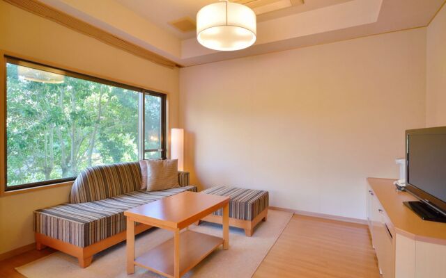 Narashino no Sato Gyokusui - Adults Only