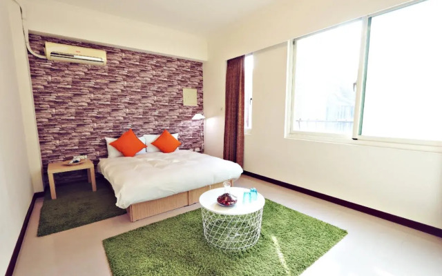 Taichung Fly-inn Hostel