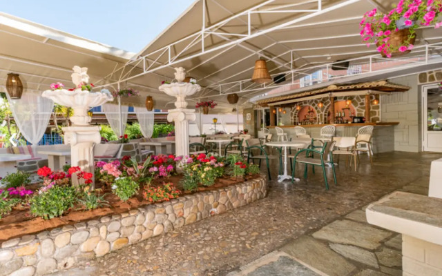 Hotel Sirena Beach