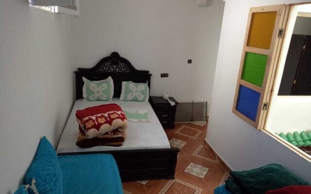 Family Room for 6 Peoples Sunny Riad Inside Medina Fes El Bali