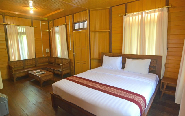 Queen of The South Resort – Guest Rooms – Parangtritis