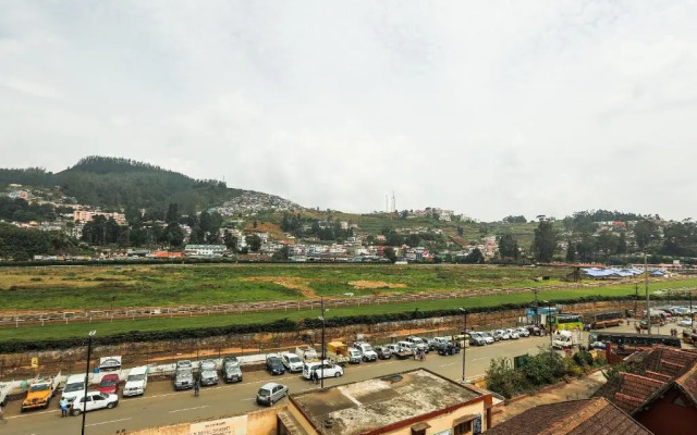 Sri Krishna Inn By OYO Rooms