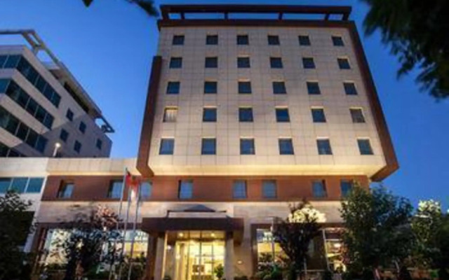 Safir Hotel