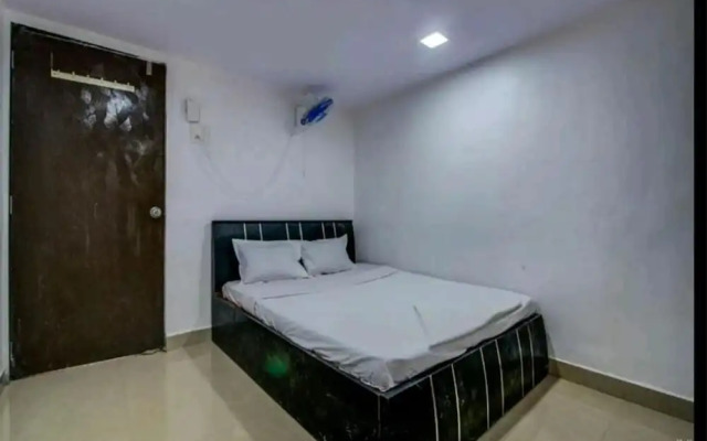Santosh Hotel and Restaurant