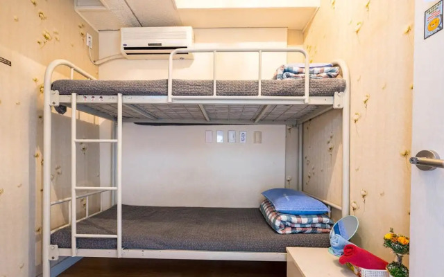 Mamas and Papas Guesthouse and Apartments in Seoul