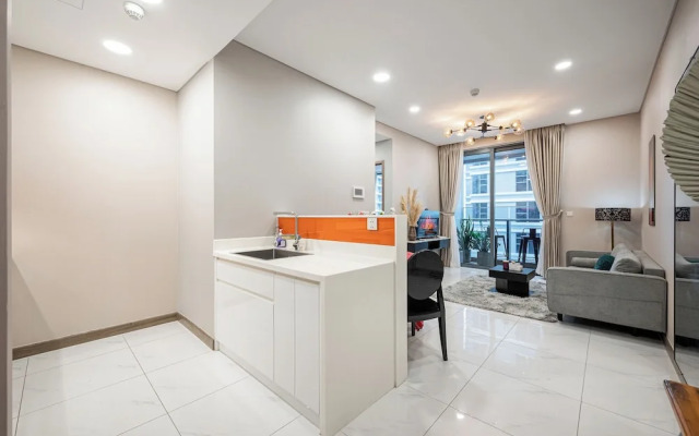 SUNWAH PEARL Premier Residence