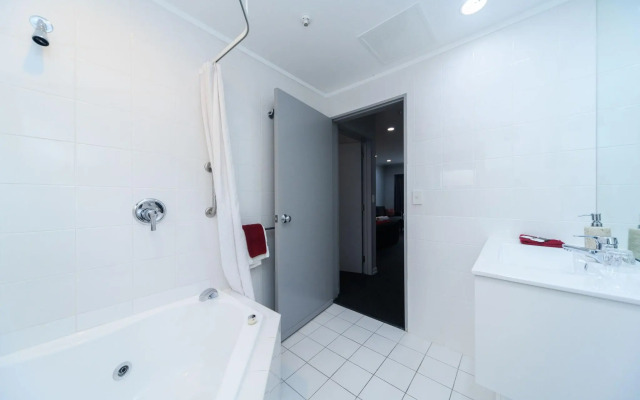 Aubyn Court Spa Motel