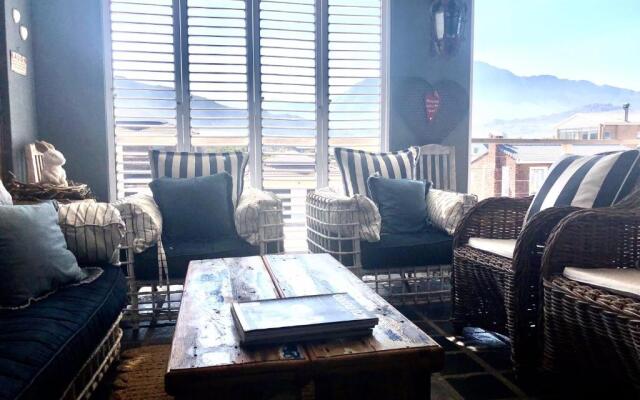 Pringle Beach House