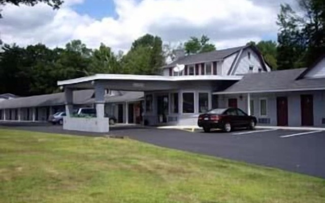 Knights Inn Poconos/Bartonsville