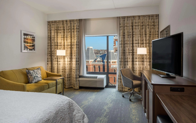 Hampton Inn & Suites Newport/Cincinnati