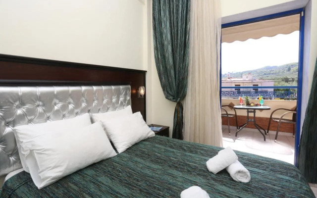 Philoxenia Hotel-Villas