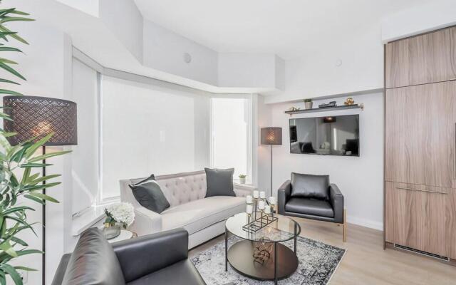 QuickStay Yorkville Condo - Yonge & Bloor