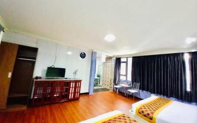Tuyet Nhi Hotel