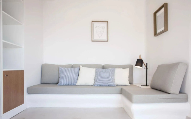 Amaze Suites