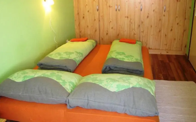 Zoli Apartmanok-Era Major 53