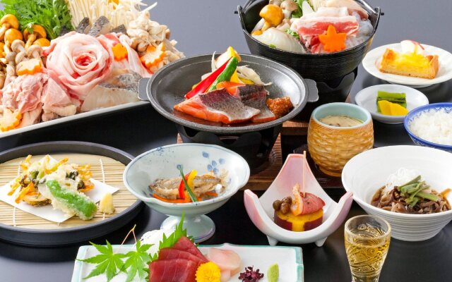 Suwa Lake Side Hotel