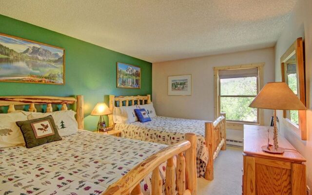 Sawmill 316 2 Br condo by RedAwning