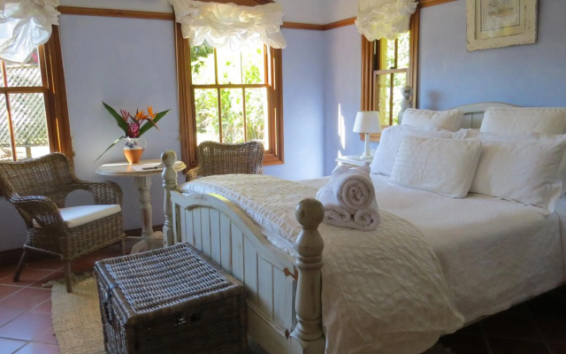 Victoria's at Ewingsdale