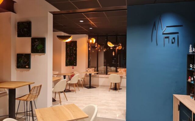 Intense Boutik Hôtel