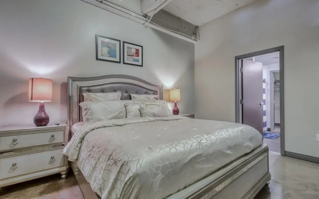 Luxury Downtown Dallas Stay By Amyfinehouse