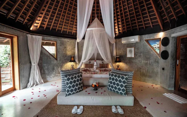 The Sender Pool Suite