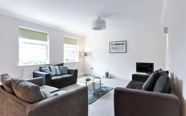 KVM - Jubilee Mansions Apartment by KVM Serviced Accommodation