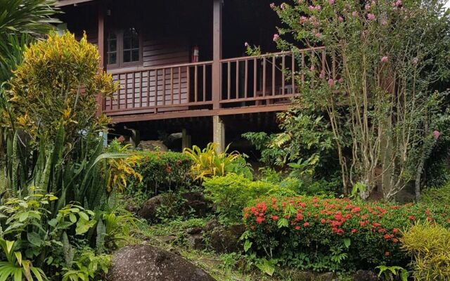Phanom Bencha Mountain Resort