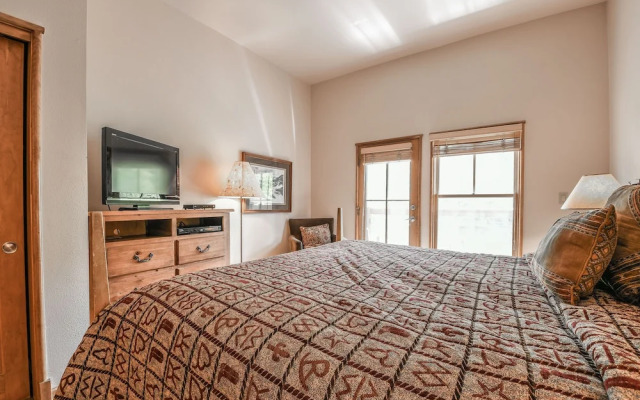 Jack Pine 8008 by SummitCove Vacation Lodging