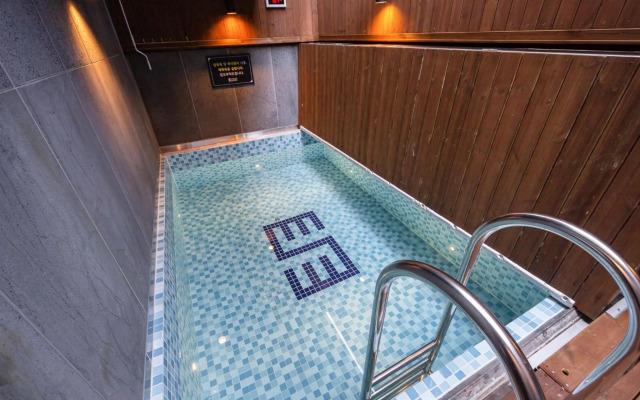 Louis Boutique Hotel